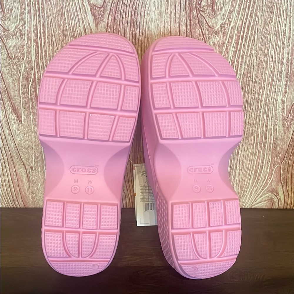 New Women’s CROCS Pink Stomp Slide Platform Sandals - Picture 4 of 9